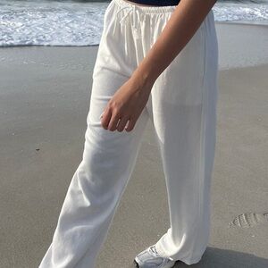 🌷 Brandy Melville Anastasia Linen Pants